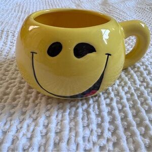 Vintage Smiley Face With Tongue Rare Space Yellow Mug